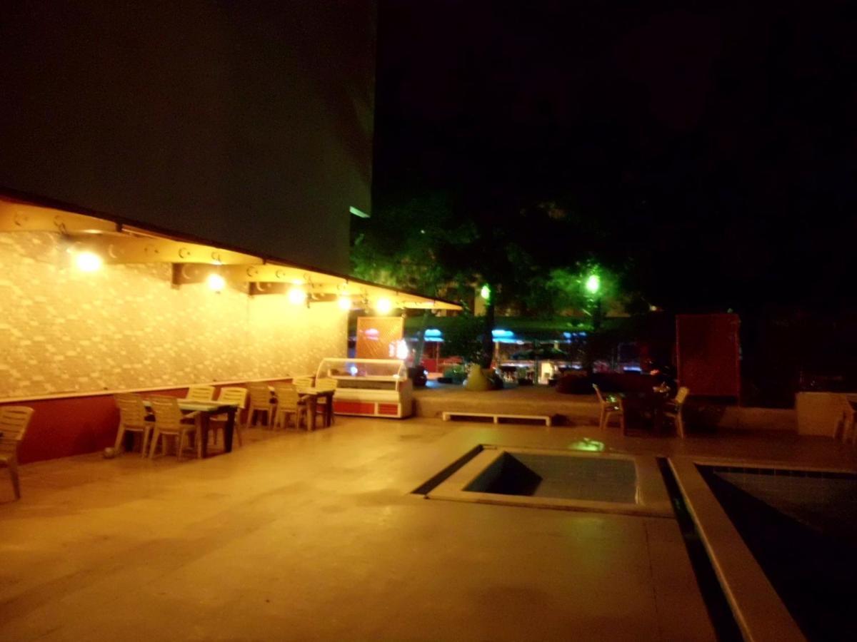 Tumay Hotel Antalia Esterno foto