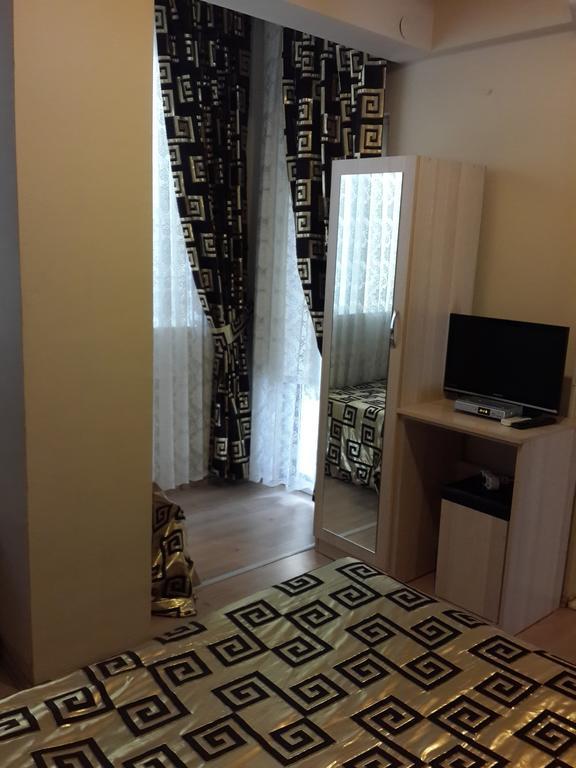 Tumay Hotel Antalia Esterno foto