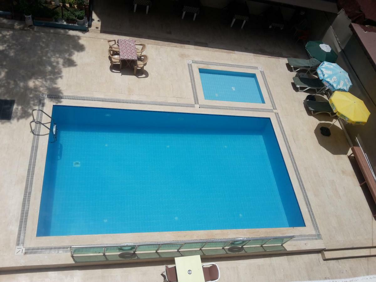 Tumay Hotel Antalia Esterno foto