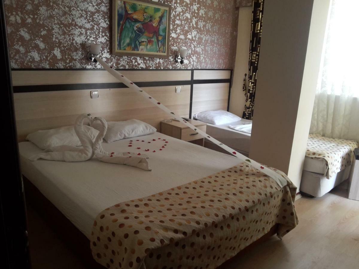 Tumay Hotel Antalia Esterno foto